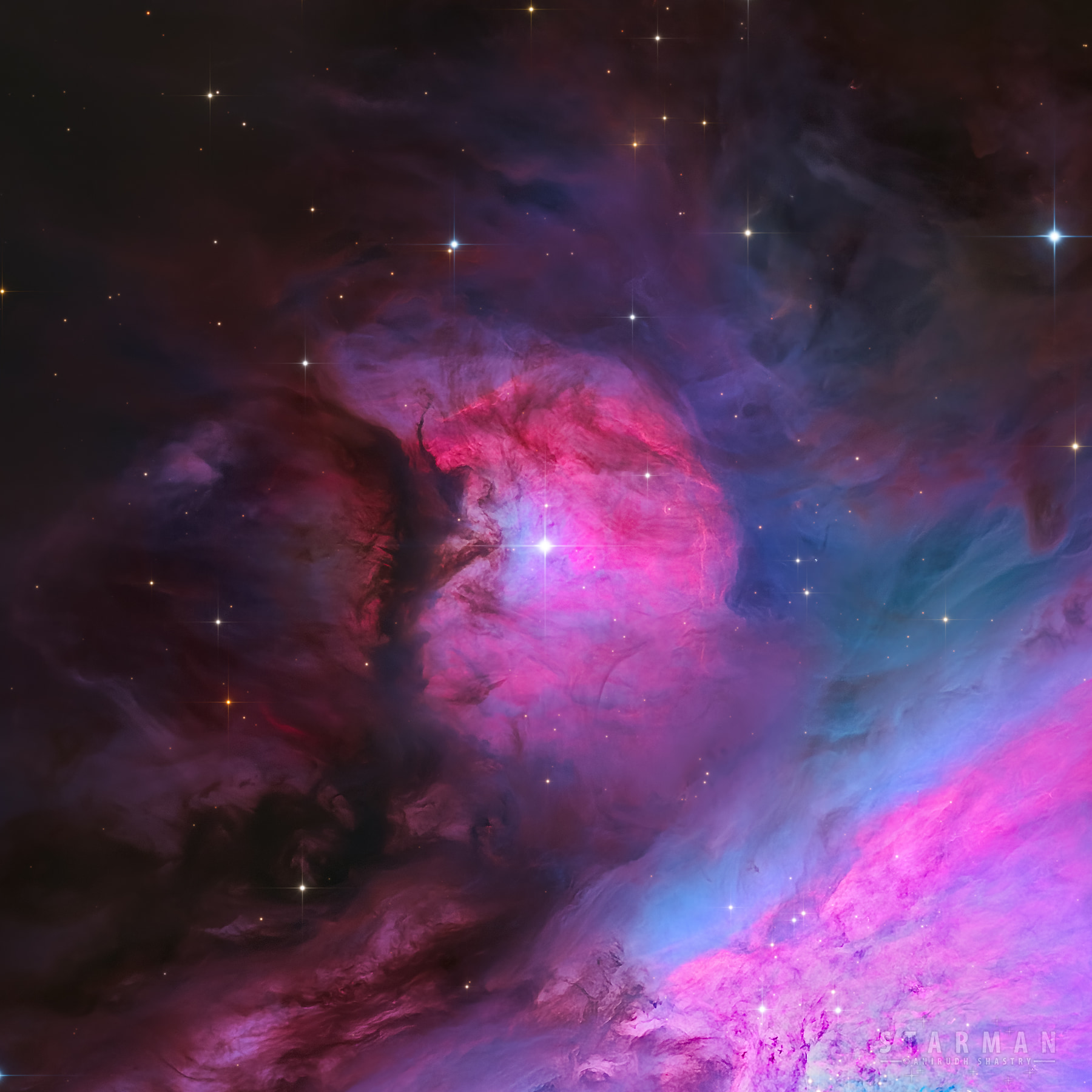 M 43: A Deep Zoom Into De Mairan's Nebula